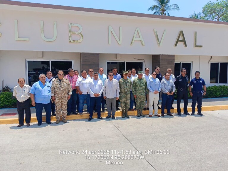 Santo Domingo Tehuantepec Refuerza Estrategias de Seguridad Regional en Mesa con la Marina