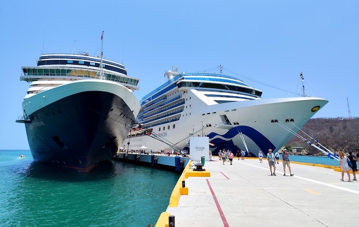 Bahías de Huatulco afianza la preferencia del turismo de cruceros