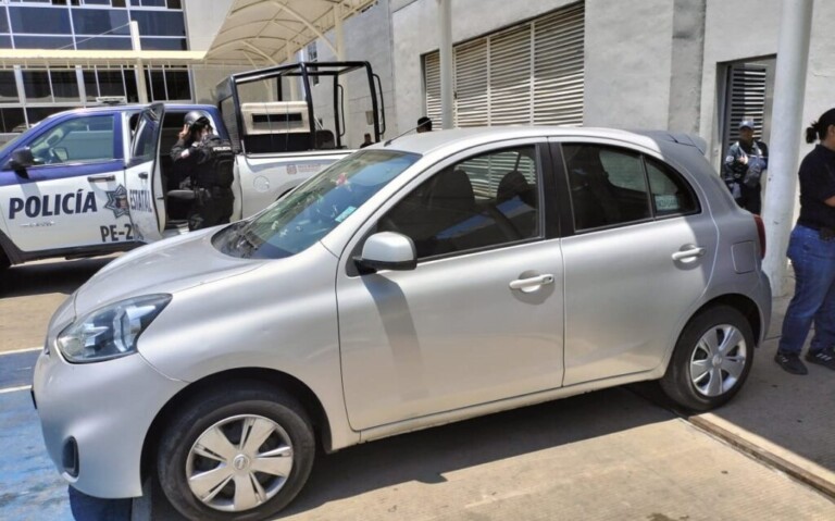 Recupera policía estatal automóvil con reporte de robo en San Antonio de la Cal 