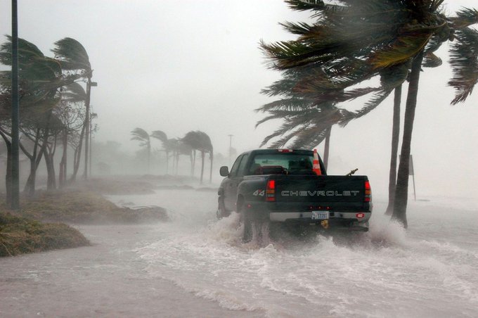 Protección Civil de Oaxaca emite recomendaciones por formación de ciclón tropical en el Pacífico