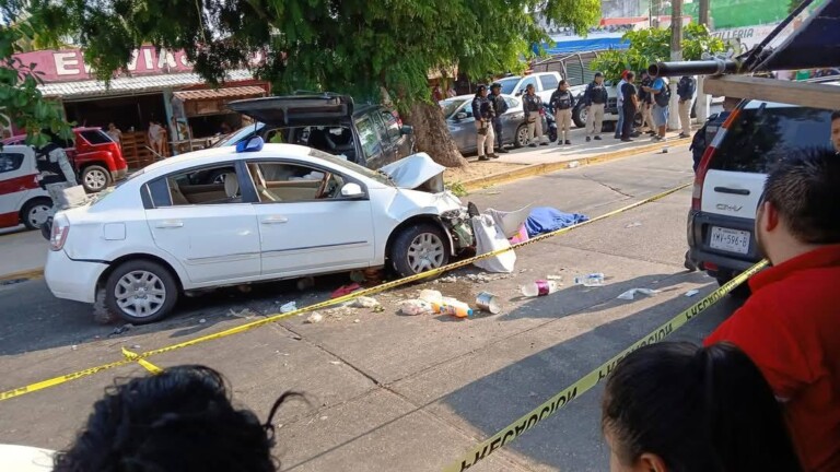 Marino en presunto estado de ebriedad atropella a comerciante