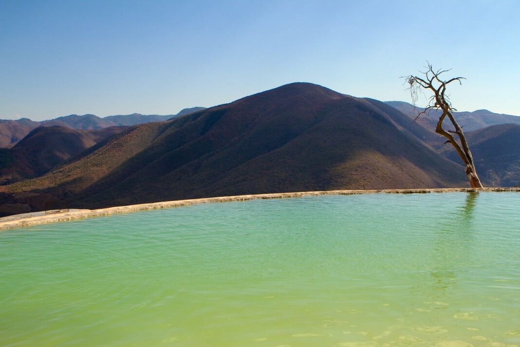 Alertan por fenómeno de mar de fondo en las costas de Oaxaca 