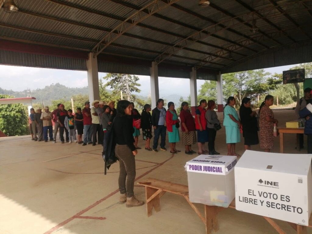 Sin incidentes, avanza la jornada electoral del Poder Judicial en Oaxaca 