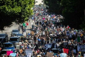 Gobernadores condenan las redadas migratorias en Los Ángeles