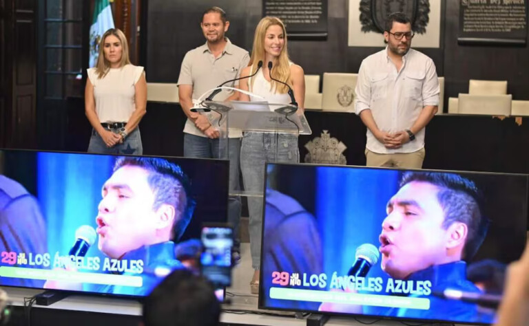 Los Ángeles Azules se suman al Carnaval de Veracruz 2025