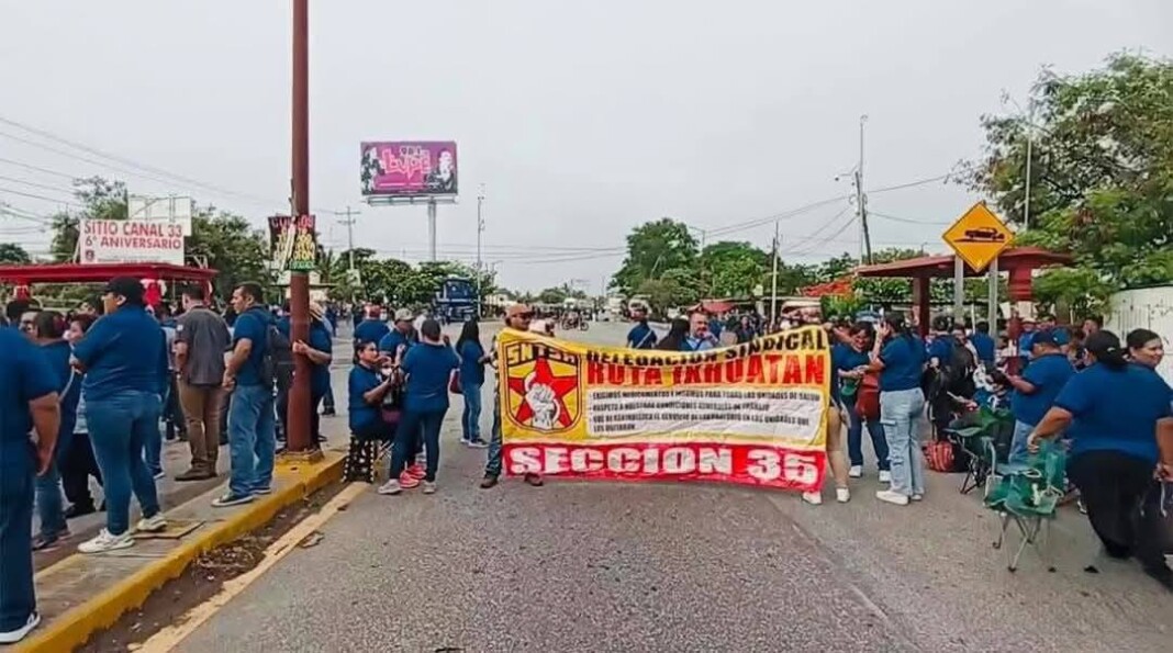 Trabajadores del sector Salud bloquearon la carretera Transístmica