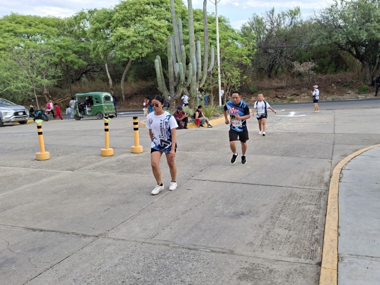 Universidad de la Cañada celebra carrera con gran participación y ambiente comunitario saludable