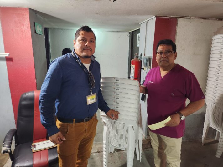 Donan mobiliario al IMSS de Coatzacoalcos para mejorar atención médica