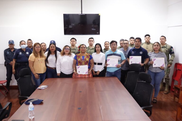 Capacitan a personal de la Policía Municipal en atención a casos de violencia de género