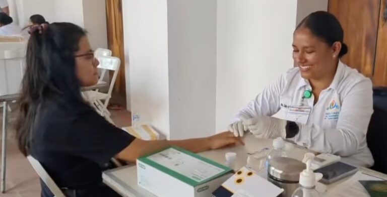 brigada de salud gratuita e incluyente en Salina Cruz