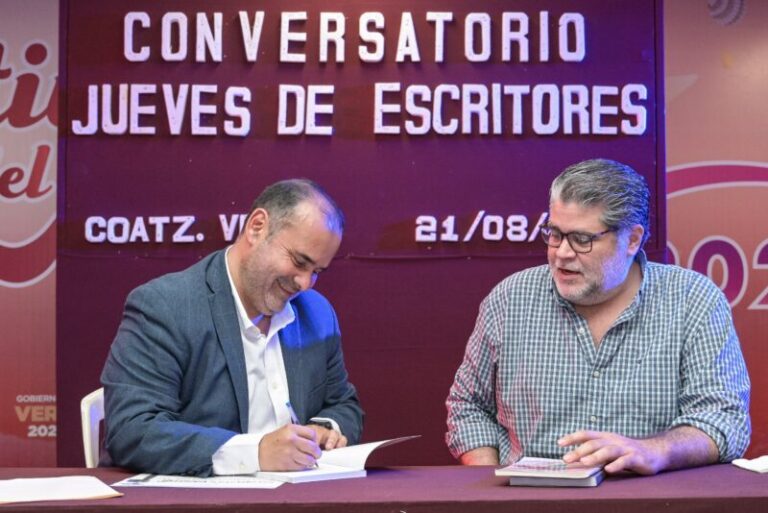 “Juan Manuel Rodríguez Caamaño comparte su obra en Jueves de Escritores”
