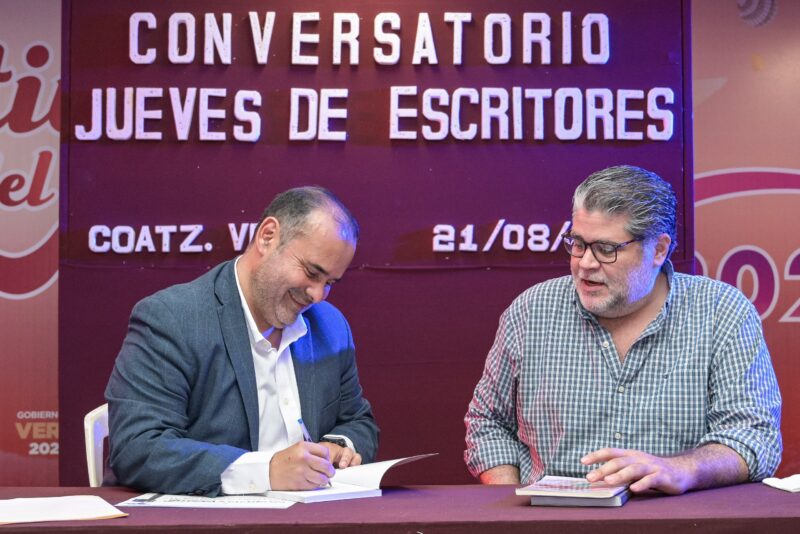 “Juan Manuel Rodríguez Caamaño comparte su obra en Jueves de Escritores”