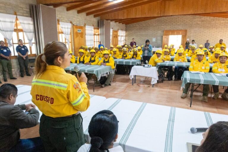 Refuerzan capacitación binacional contra incendios forestales en Oaxaca