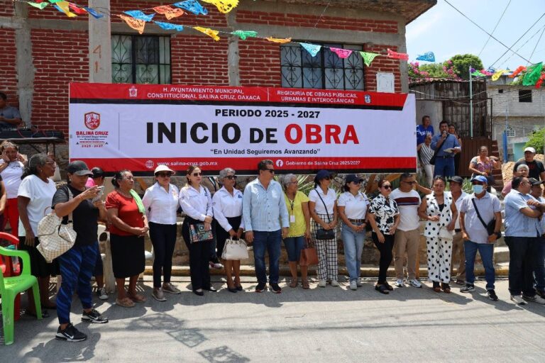 Inicia rehabilitación del drenaje sanitario en el Barrio Espinal