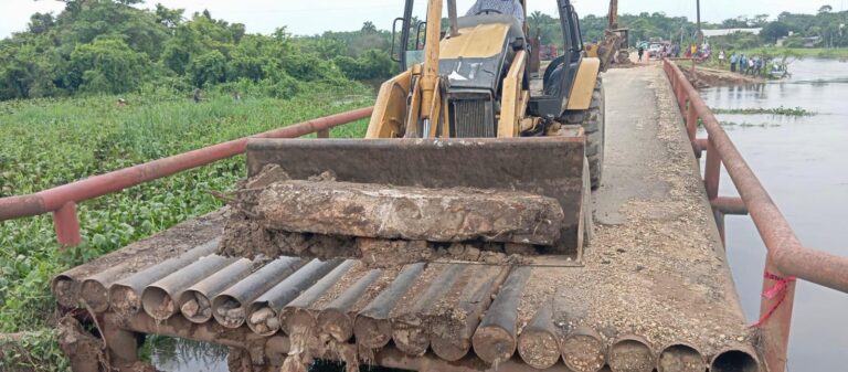SICT restablece acceso a puente El Corpal