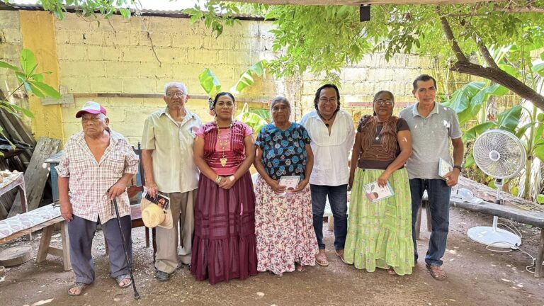 Impulsan proyecto para rescatar la lengua zapoteca en Tehuantepec