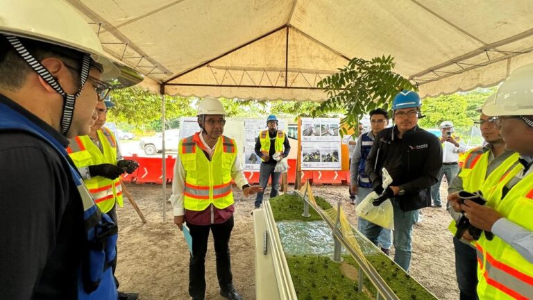 Supervisan obras clave para la conectividad y desarrollo de Veracruz