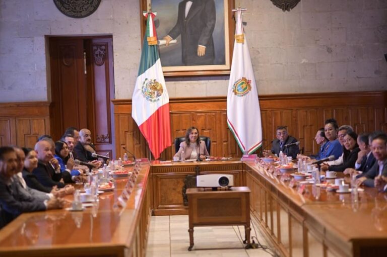 Rocío Nahle y empresarios impulsan el desarrollo económico de Veracruz