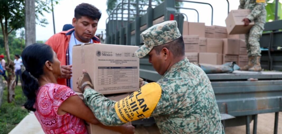 Veracruz despliega ayuda para familias afectadas por la onda tropical n° 20