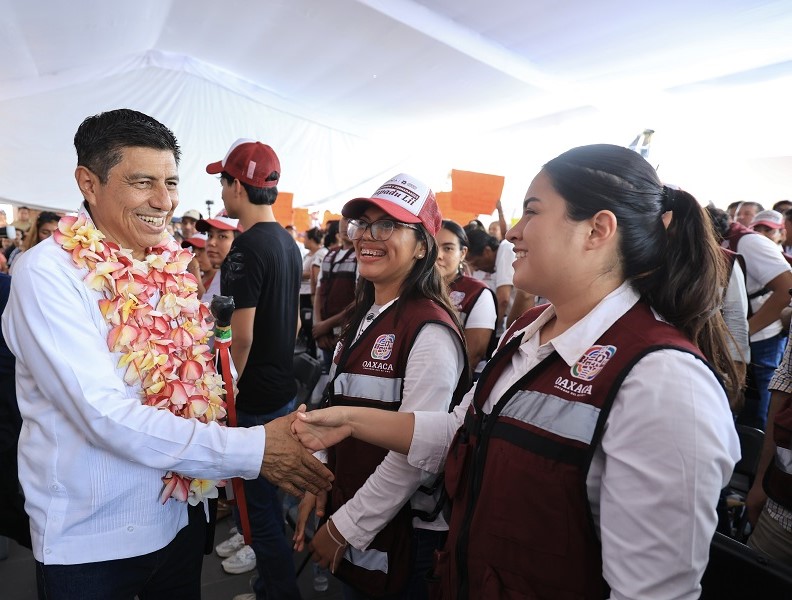 Jara impulsa Cayapadu Lii en el Istmo con servicios y Tarjetas Joven