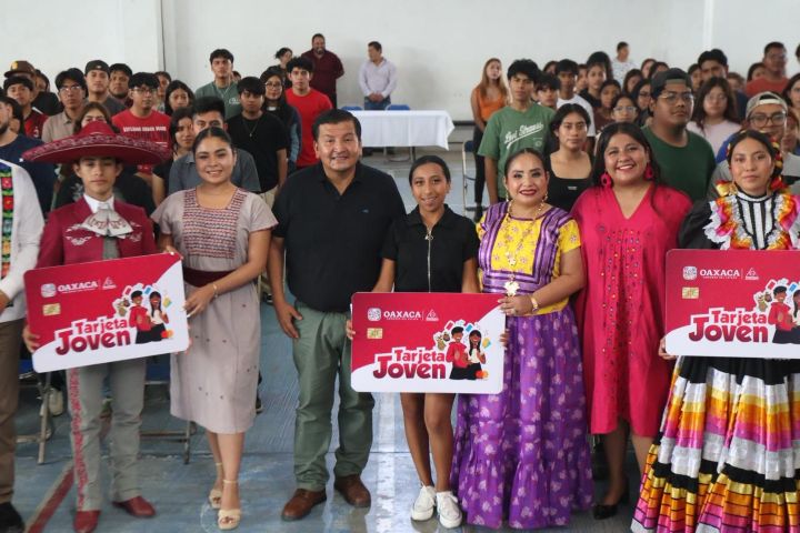Impulsa Oaxaca a la Juventud con Tarjeta Joven en Zimatlán