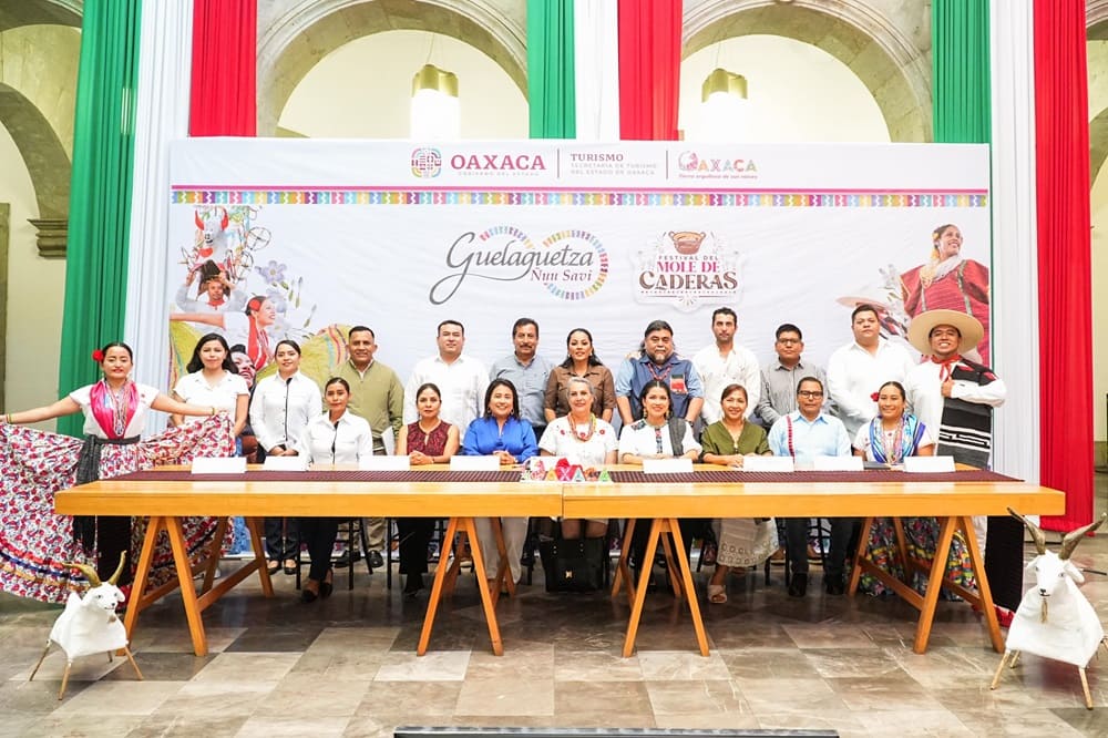 Oaxaca anuncia el Festival del Mole de Caderas 2025 y la Guelaguetza Ñuu Savi