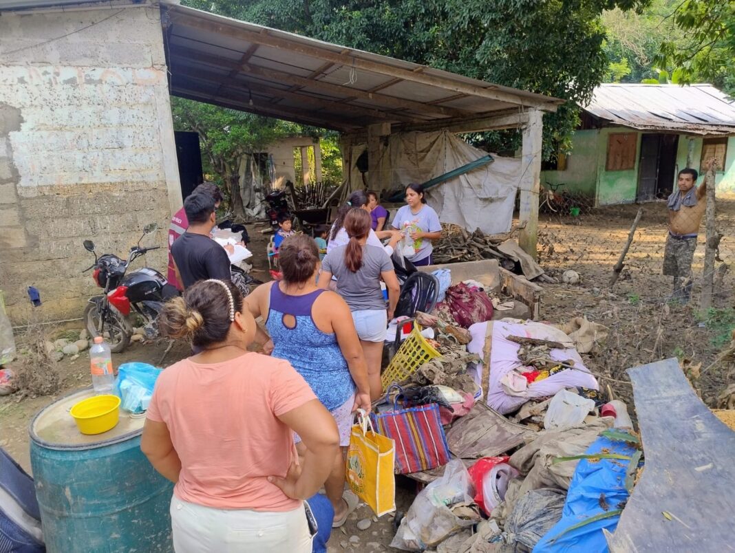 Gobierno de Veracruz implementa amplio operativo sanitario post-contingencia