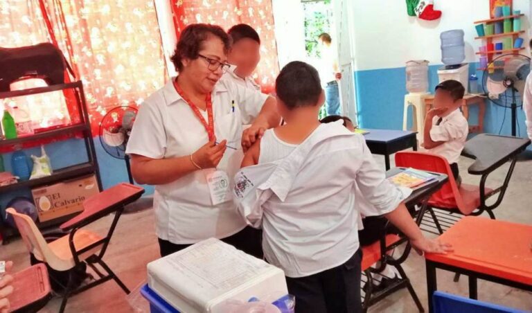 Oaxaca reporta el 33% de avance en vacunación contra el VPH