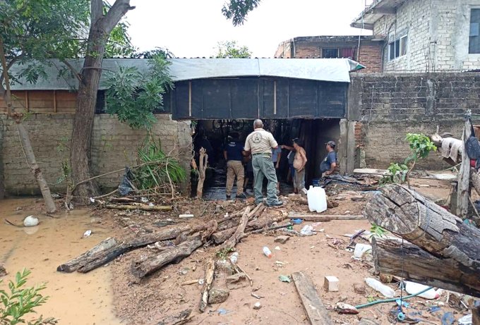 SEP suspende clases en varios estados tras inundaciones