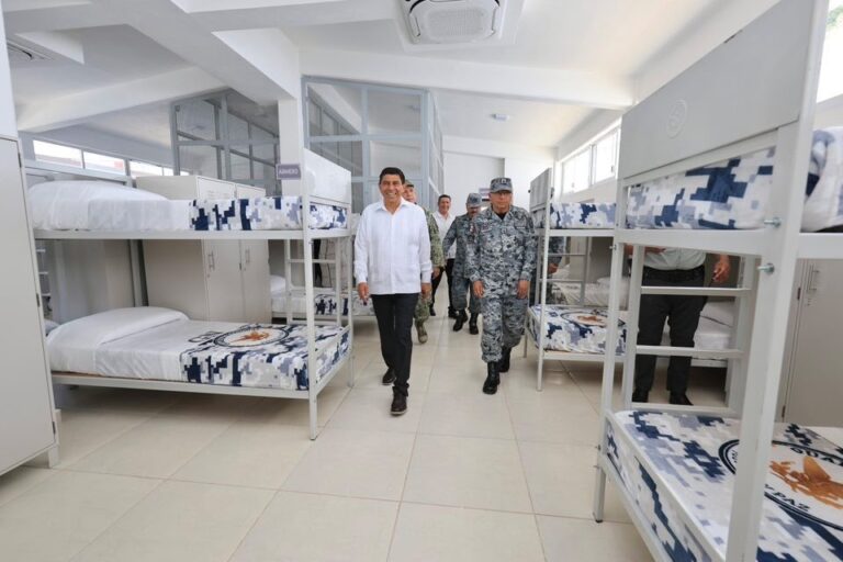 Salomón Jara inaugura instalaciones de la Guardia Nacional en Huatulco