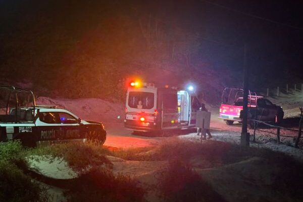 Joven desaparece en Playa Azul tras ingresar al mar en Salina Cruz