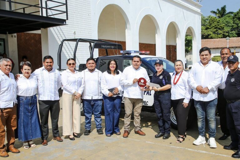 Añaden una nueva patrulla a la seguridad pública de Ixtaltepec