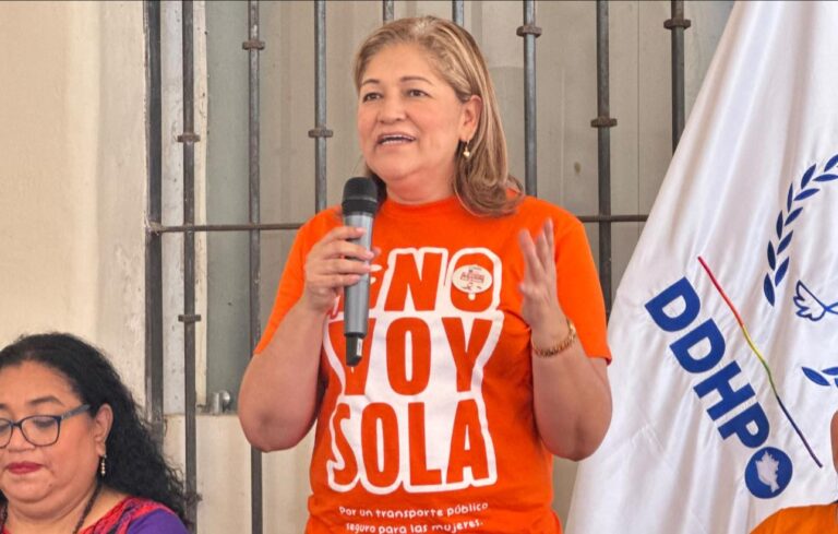 Presentan campaña “No voy sola” en Tehuantepec