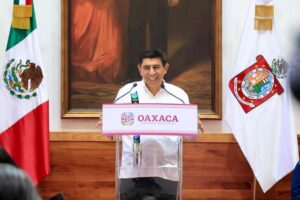 En 3 años, Gobierno de Oaxaca ha atendido 3 mil 092 kilómetros de caminos