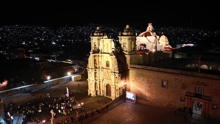 Gobierno de Oaxaca e Iberdrola iluminan la Basílica de la Soledad