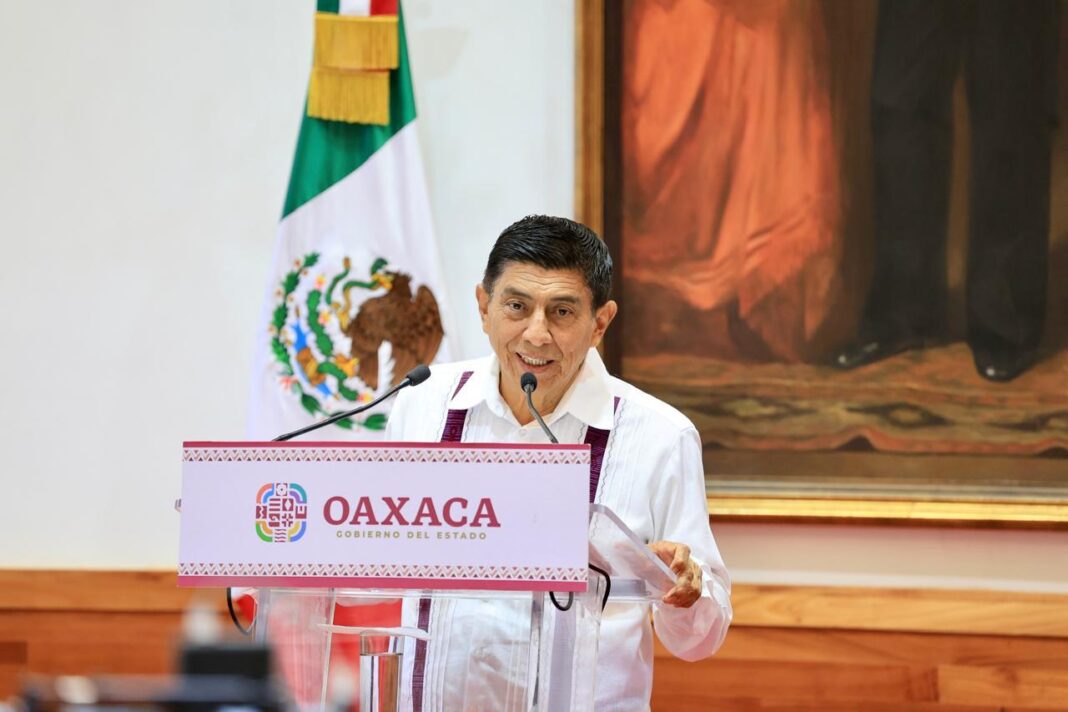 Tren suburbano “El Tehuanito” mejorará la vida diaria de miles de oaxaqueños: Salomón Jara