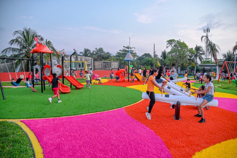 Inauguran espacio multideportivo en colonia Progreso y Paz