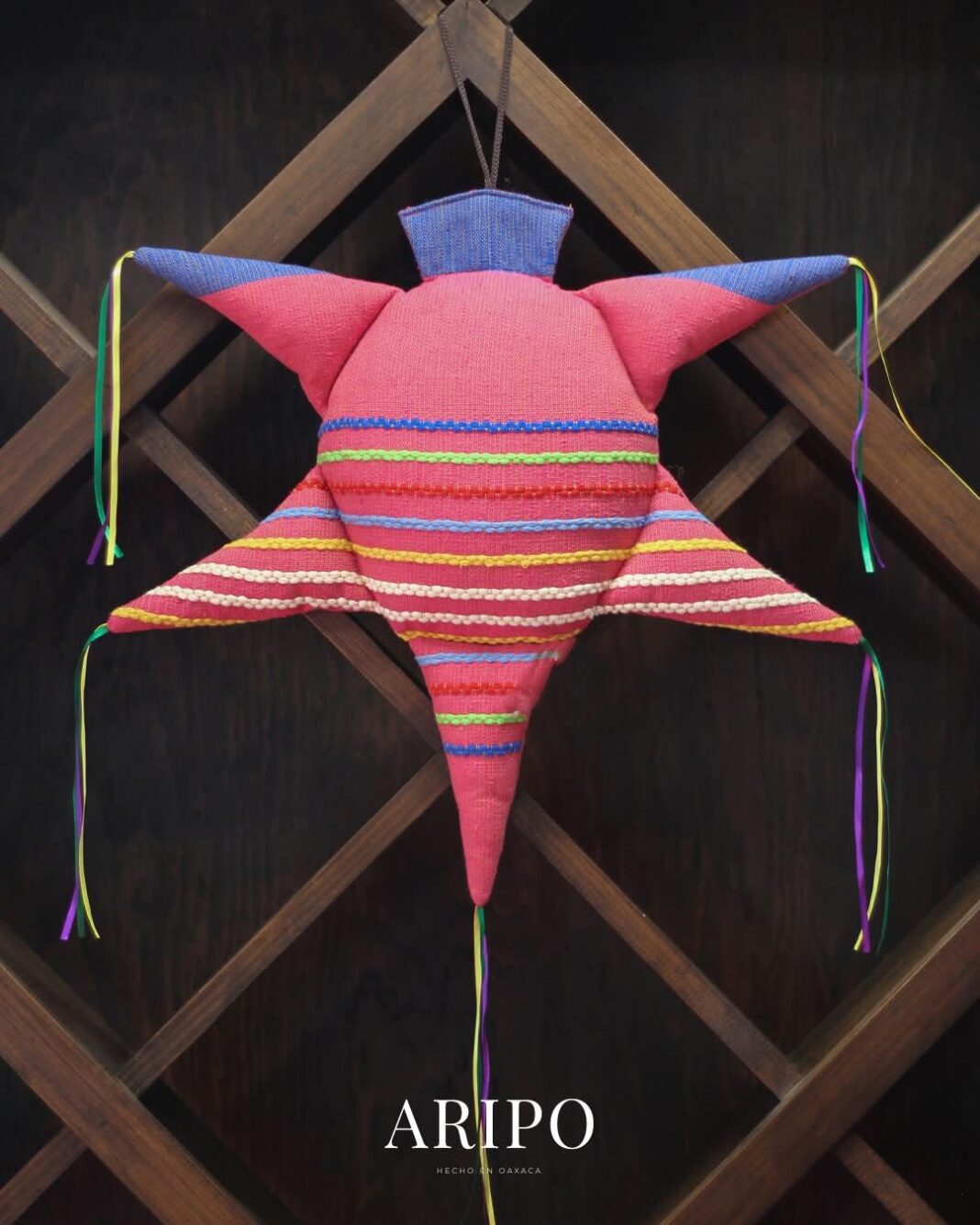 Aripo oferta arcones navideños con artesanías y productos oaxaqueños