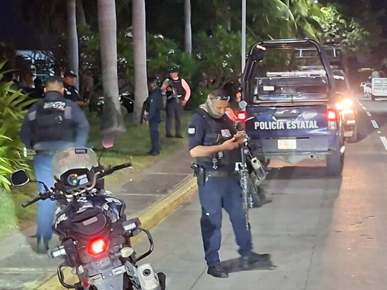 Periodista Víctor Yáñez es agredido por policías de Veracruz