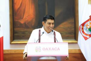 Salomón Jara moderniza los servicios de salud y movilidad en Oaxaca