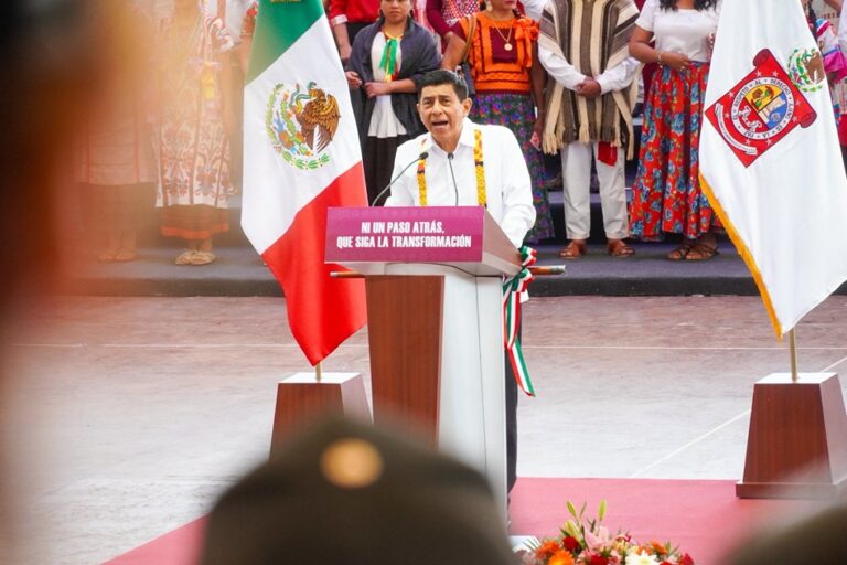 Salomón Jara rinde su tercer informe de Gobierno