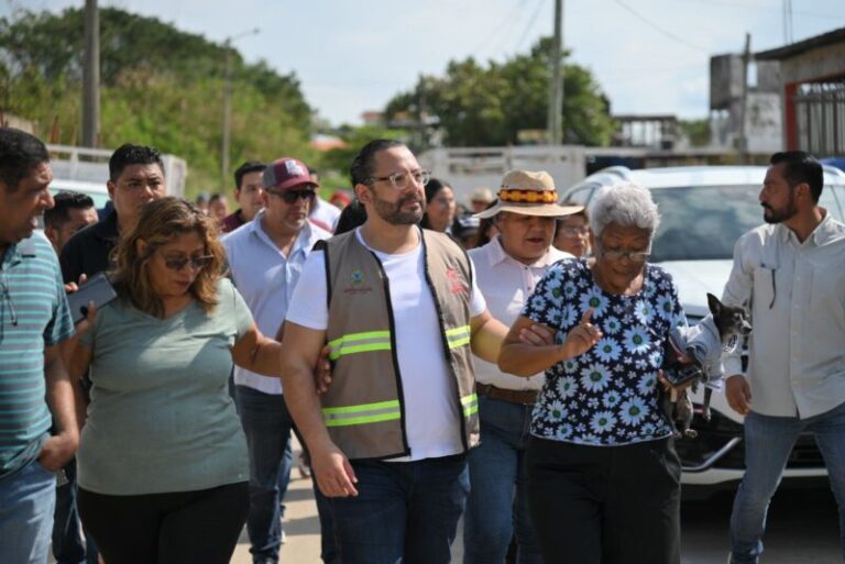 Inician jornadas de levantamiento estético en comunidades de Coatzacoalcos