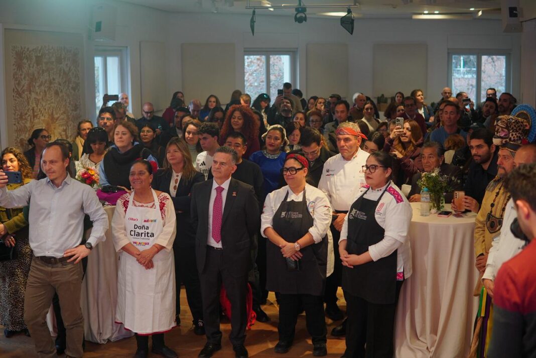 Con muestra gastronómica, inicia promoción de Veracruz en España