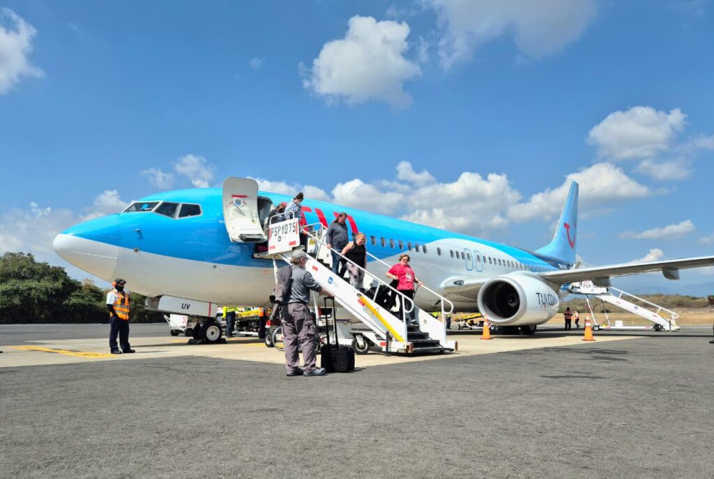 Huatulco recibe nuevo vuelo... desde Chicago
