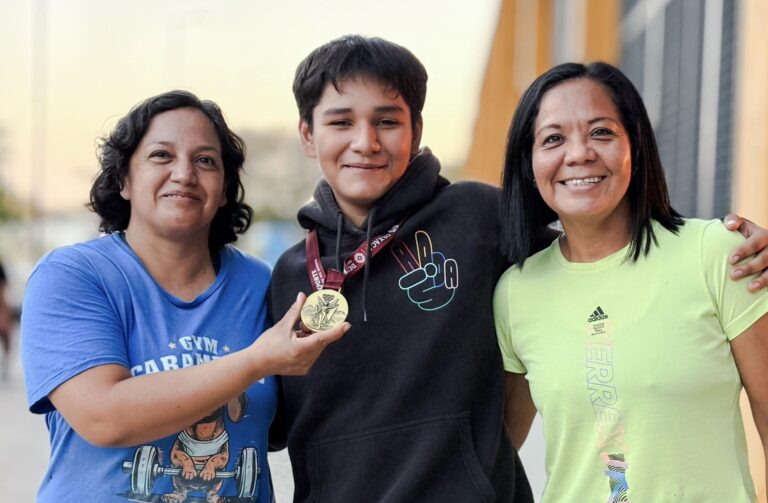 Atleta Ixtaltepecano se lleva el oro en halterofilia de la Conade 2026