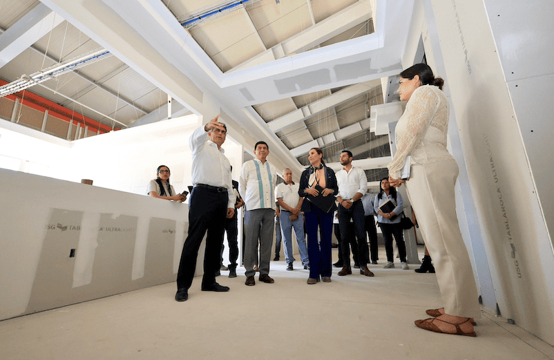 Supervisan los avances en el Centro de Innovación y Diseño Industrial de Oaxaca