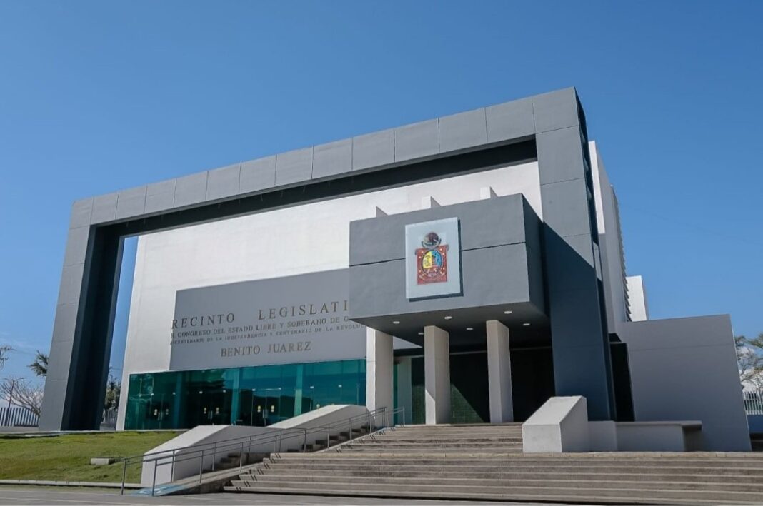 Oaxaca, primer estado en aprobar reforma que reduce la jornada laboral