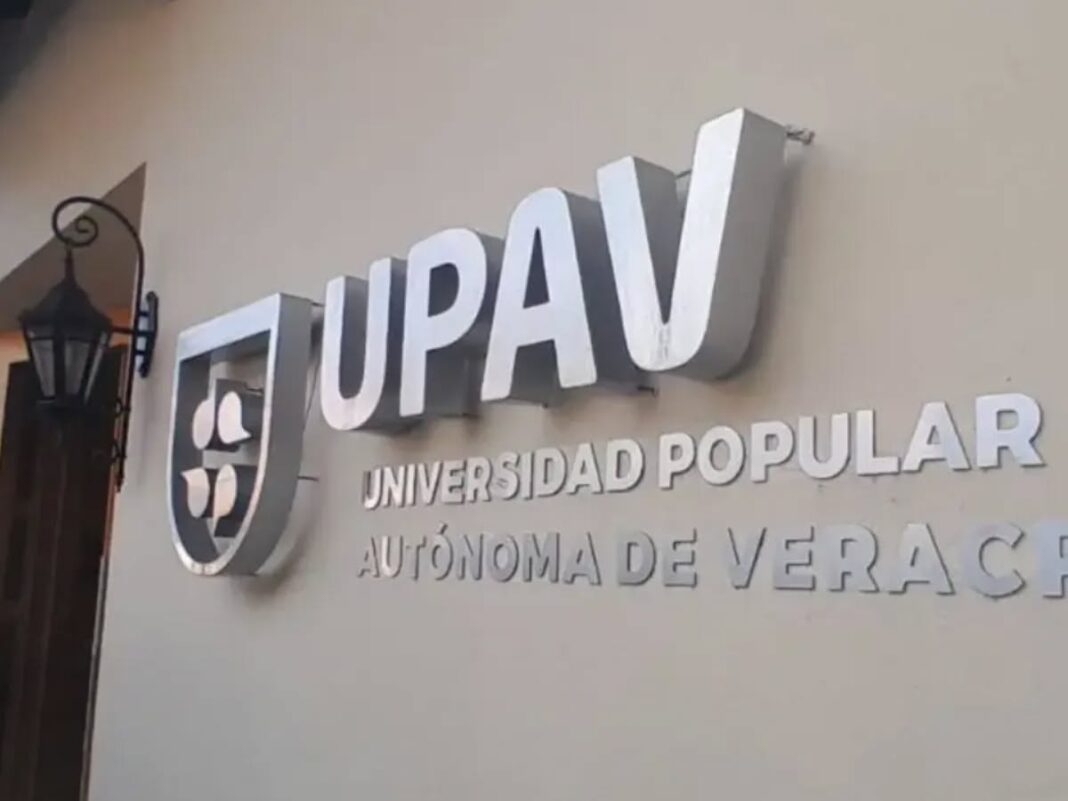 Realizan la primera sesión extraordinaria de la Junta de Gobierno de la UPAV