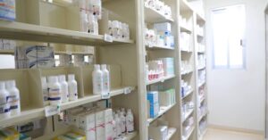 Veracruz refuerza abasto de medicamentos en la zona serrana sur