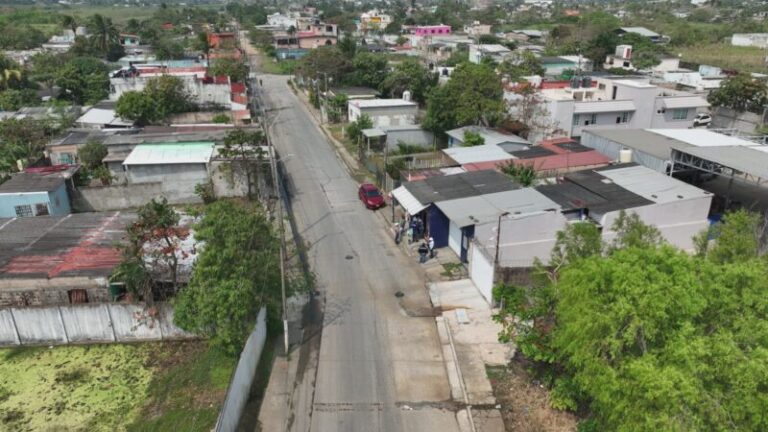 Cierran vialidad por construcción en Acueducto La Cangrejera-Coatzacoalcos